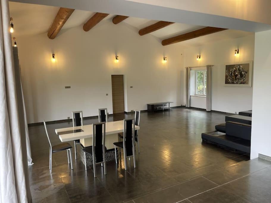 Villa Rians Rians  Экстерьер фото