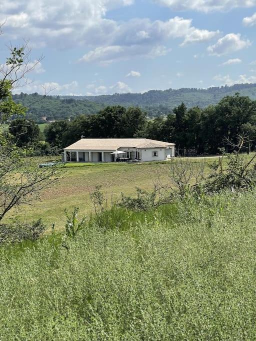 Villa Rians Rians  Экстерьер фото