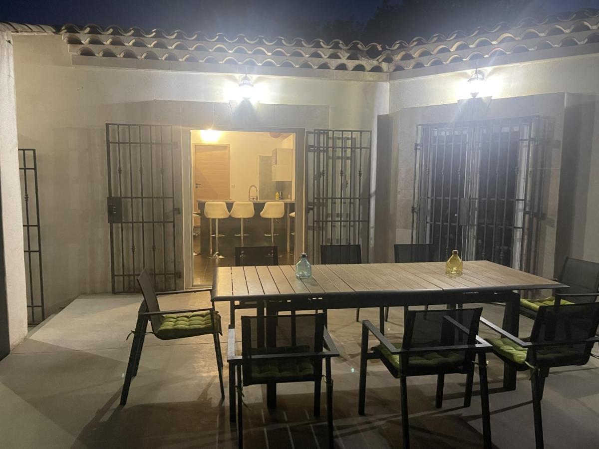 Villa Rians Rians  Экстерьер фото